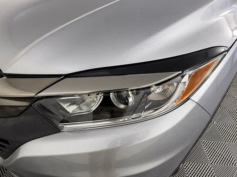 Used 2022 Honda HR-V EX image 11