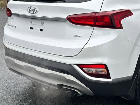 Used 2019 Hyundai Santa Fe SE image 5