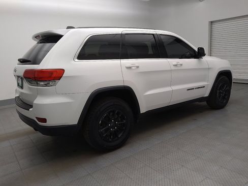 Used 2018 Jeep Grand Cherokee Laredo RWD image 10