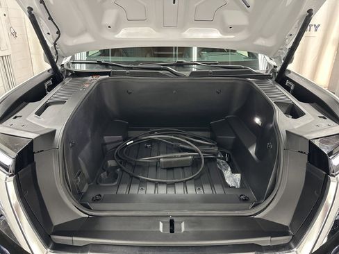 Used 2025 GMC Sierra EV Denali image 37