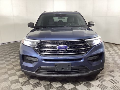 Used 2020 Ford Explorer XLT w/ Comfort Package AWD/4WD image 6