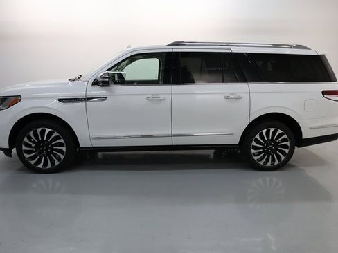 Used 2023 Lincoln Navigator L Black Label image 63