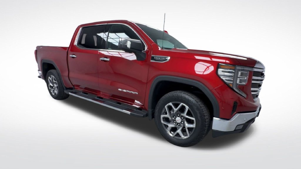 Used 2024 GMC Sierra 1500 SLT w/ SLT Premium Plus Package AWD/4WD image 2