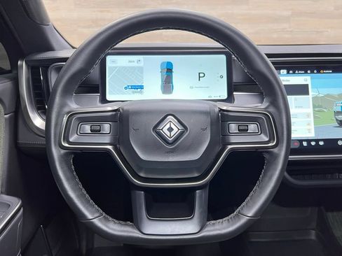 Used 2025 Rivian R1T Adventure Dual AWD/4WD image 28
