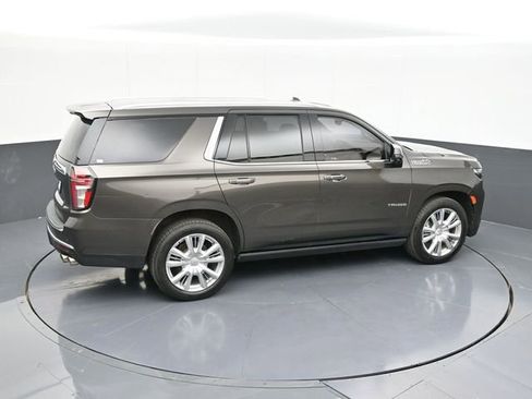 Used 2021 Chevrolet Tahoe High Country w/ Premium Package image 60