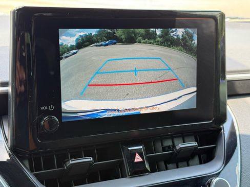 Used 2024 Toyota Corolla SE FWD image 12
