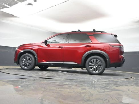 New 2026 Nissan Pathfinder SV w/ SV Premium Package FWD image 29