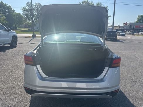 Used 2023 Nissan Altima 2.5 SV FWD image 8
