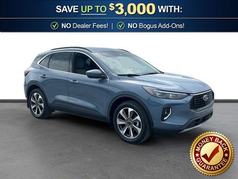 Used 2023 Ford Escape Platinum w/ Premium Technology Package AWD/4WD image 10