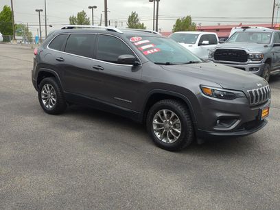 Used 2019 Jeep Cherokee Latitude Plus w/ Cold Weather Group