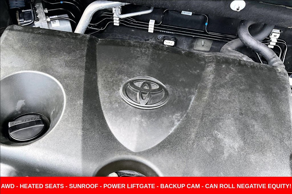 Used 2020 Toyota RAV4 XLE Premium AWD/4WD image 30