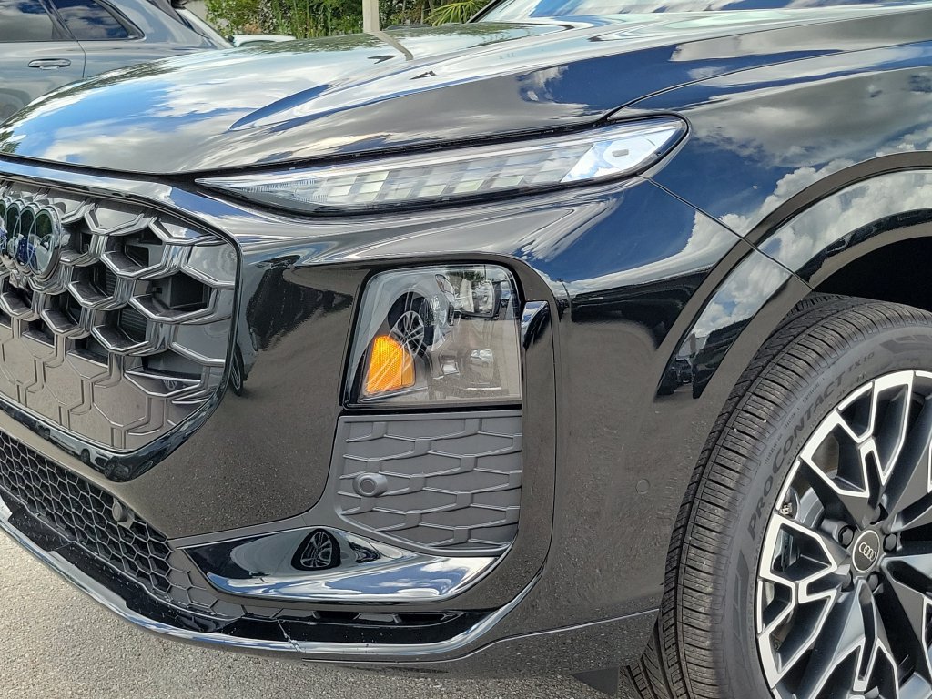 New 2026 Audi Q3 quattro 2.0T AWD/4WD image 11