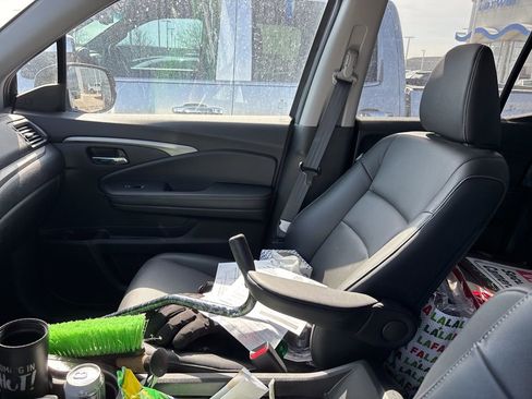 Used 2023 Honda Ridgeline RTL image 15