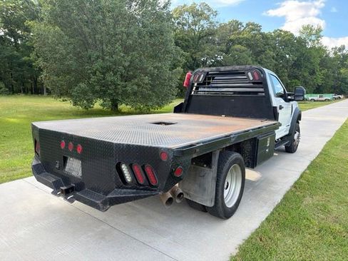 Used 2019 Ford F550 4x4 Regular Cab Super Duty image 4