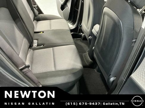 Used 2025 Kia Soul LX FWD image 14