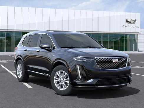 New 2025 Cadillac XT6 Luxury FWD image 7