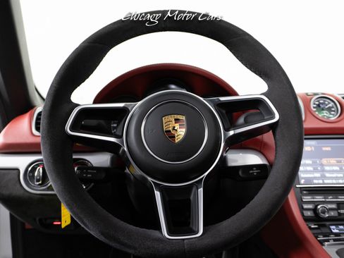 Used 2016 Porsche Boxster Spyder image 23