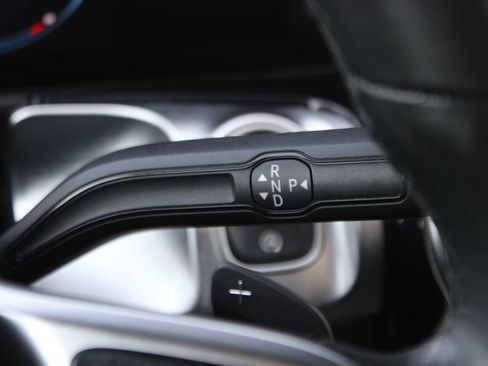 Used 2023 Mercedes-Benz GLB 250 4MATIC image 20