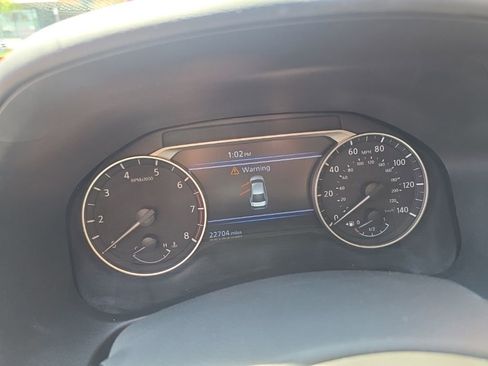 Used 2025 Nissan Altima 2.5 SR AWD/4WD image 9
