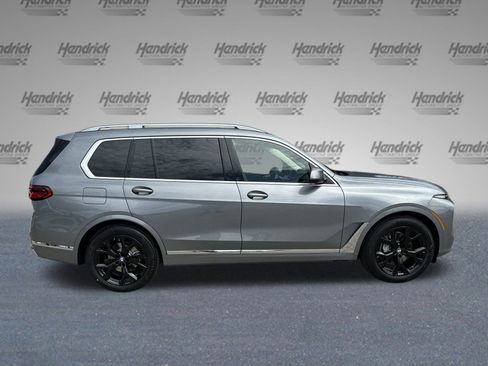 Certified 2025 BMW X7 xDrive40i w/ Premium Package image 10