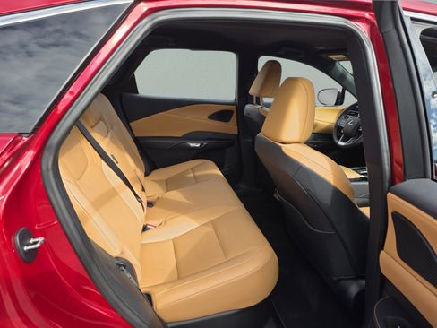 Certified 2025 Lexus RX 350 FWD w/ Technology Package image 24