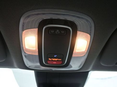 Used 2024 Hyundai Elantra SEL FWD image 29