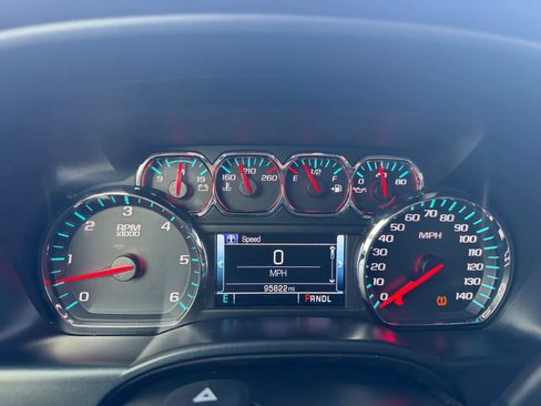 Used 2018 Chevrolet Silverado 1500 LT w/ Texas Edition RWD image 12