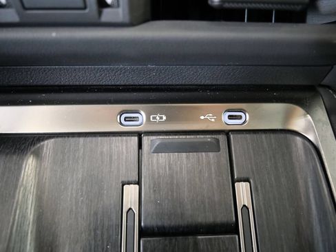 Used 2024 Lexus GX 550 w/ Accessory Package (2T) AWD/4WD image 24
