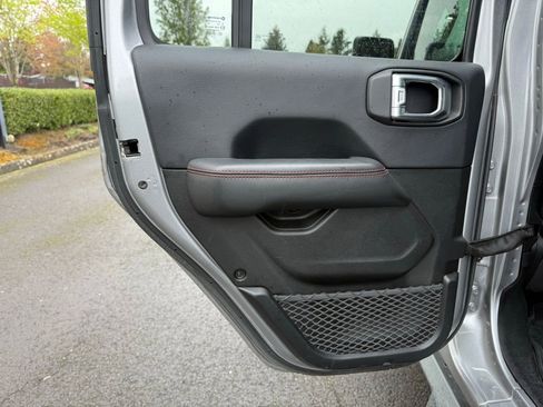 Used 2018 Jeep Wrangler Unlimited Rubicon image 20