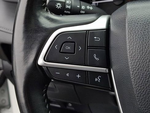 Used 2023 Toyota Highlander XSE image 27