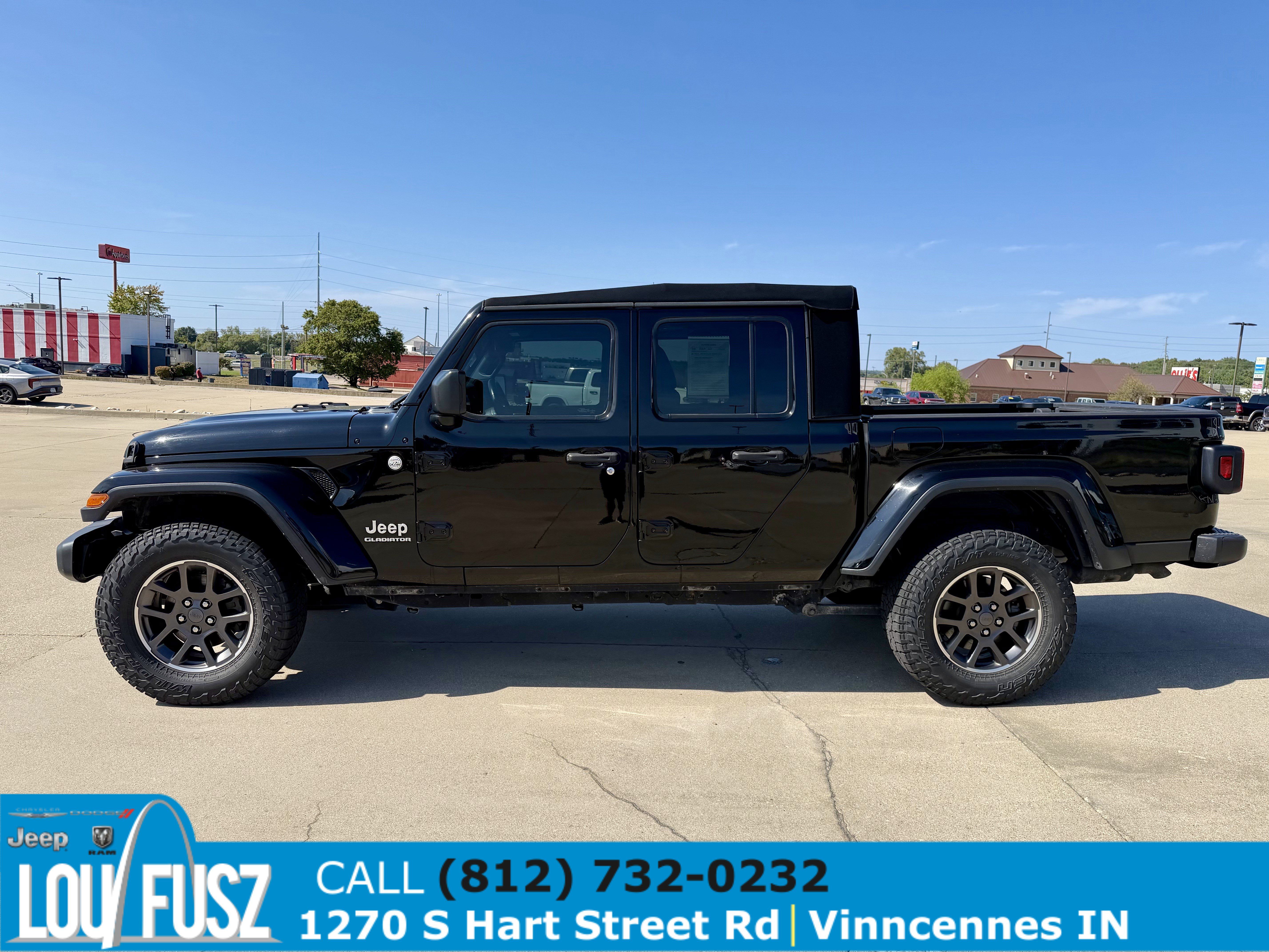 Used 2020 Jeep Gladiator Overland AWD/4WD image 4