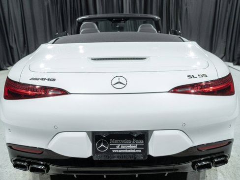 Used 2025 Mercedes-Benz SL 55 AMG 4MATIC image 7