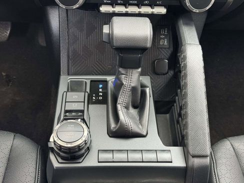 Used 2025 Toyota 4Runner SR5 image 6