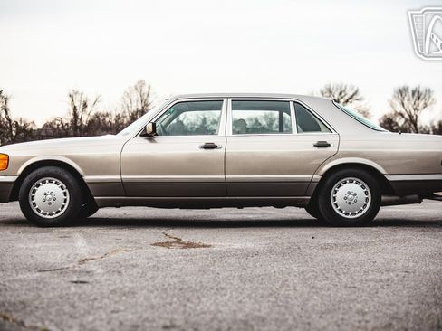Used 1987 Mercedes-Benz 420 SEL image 9