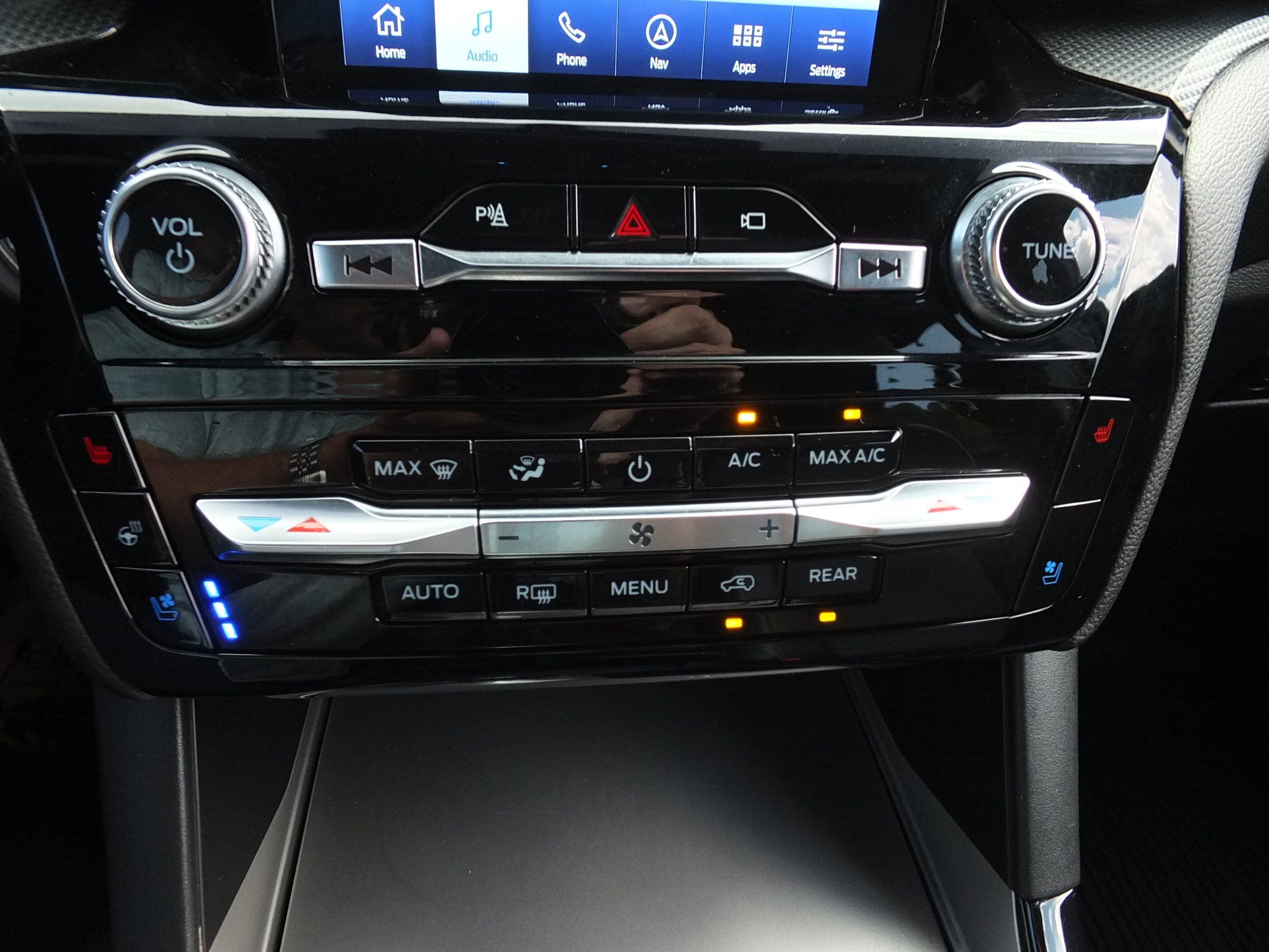 Used 2022 Ford Explorer ST w/ Equipment Group 401A AWD/4WD image 28