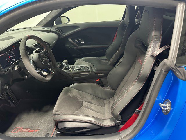 Used 2023 Audi R8 V10 GT RWD image 31