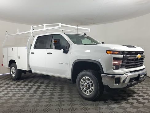 New 2026 Chevrolet Silverado 2500 W/T w/ WT Convenience Package image 3