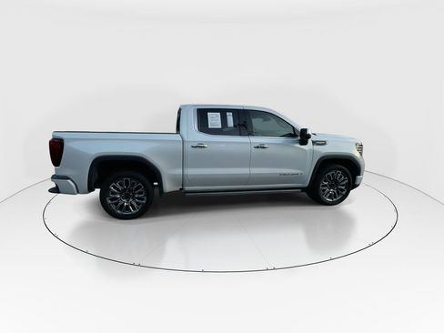 Used 2024 GMC Sierra 1500 Denali Ultimate AWD/4WD image 9