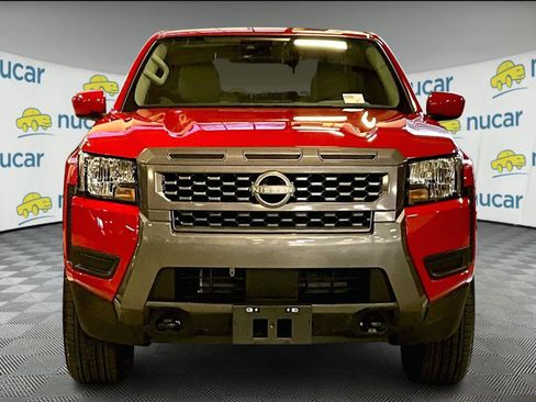 Used 2025 Nissan Frontier SV image 2