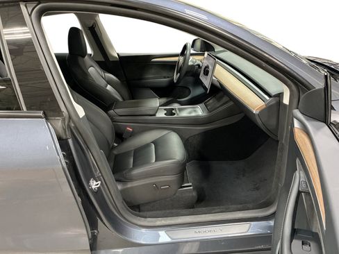Certified 2023 Tesla Model Y AWD image 13