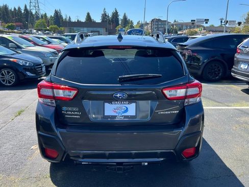 Used 2019 Subaru Crosstrek 2.0i Premium w/ Moonroof Package AWD/4WD image 7