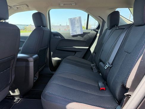 Used 2016 Chevrolet Equinox LS AWD/4WD image 12