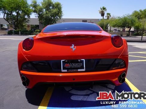 Used 2014 Ferrari California RWD image 15