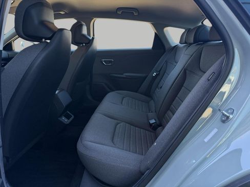 Used 2025 Kia K4 EX FWD image 24