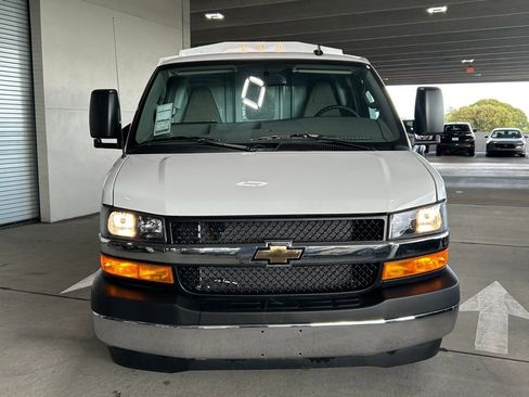New 2025 Chevrolet Express 3500 w/ Power Convenience Package image 2