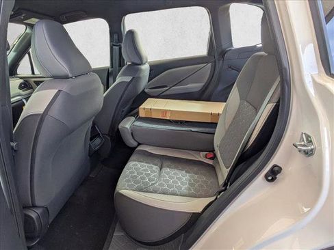 New 2026 Subaru Forester AWD/4WD image 8