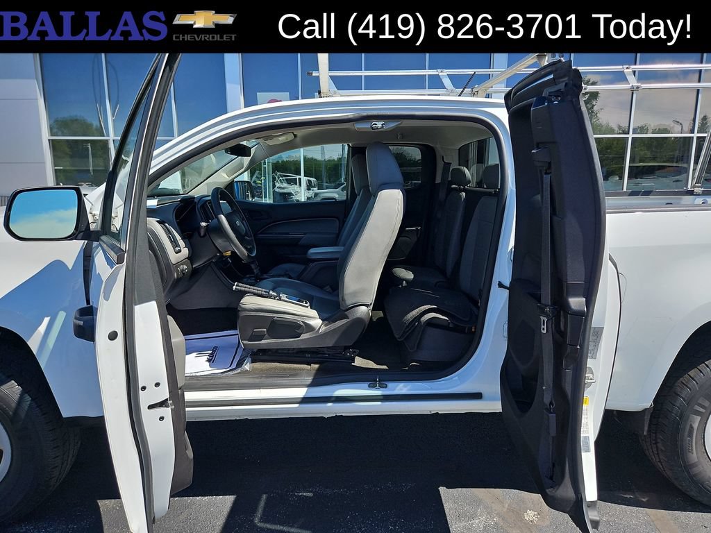 Used 2017 Chevrolet Colorado W/T RWD image 25