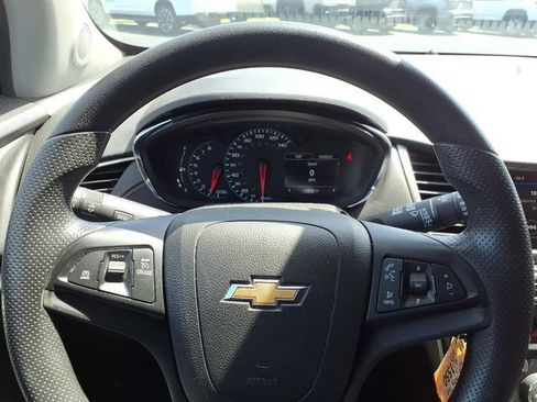 Used 2020 Chevrolet Trax LS w/ Tint and Cruise Package FWD image 11