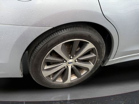 Used 2019 Subaru Legacy 2.5i Limited AWD/4WD image 12