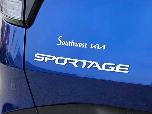 Used 2024 Kia Sportage EX image 13
